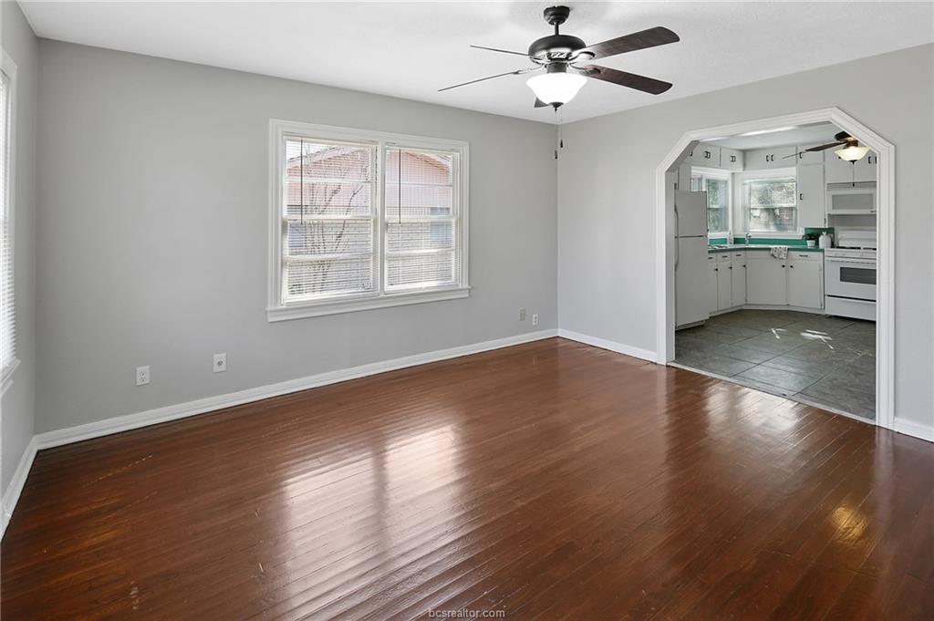 1504 Baker Avenue Bryan, TX 77803 - Photo 2 of 17