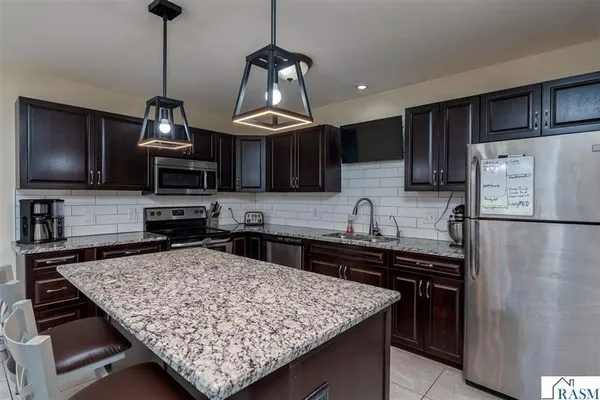 $249,000 | 1840 Haralson Court, St. Peter, MN 56082