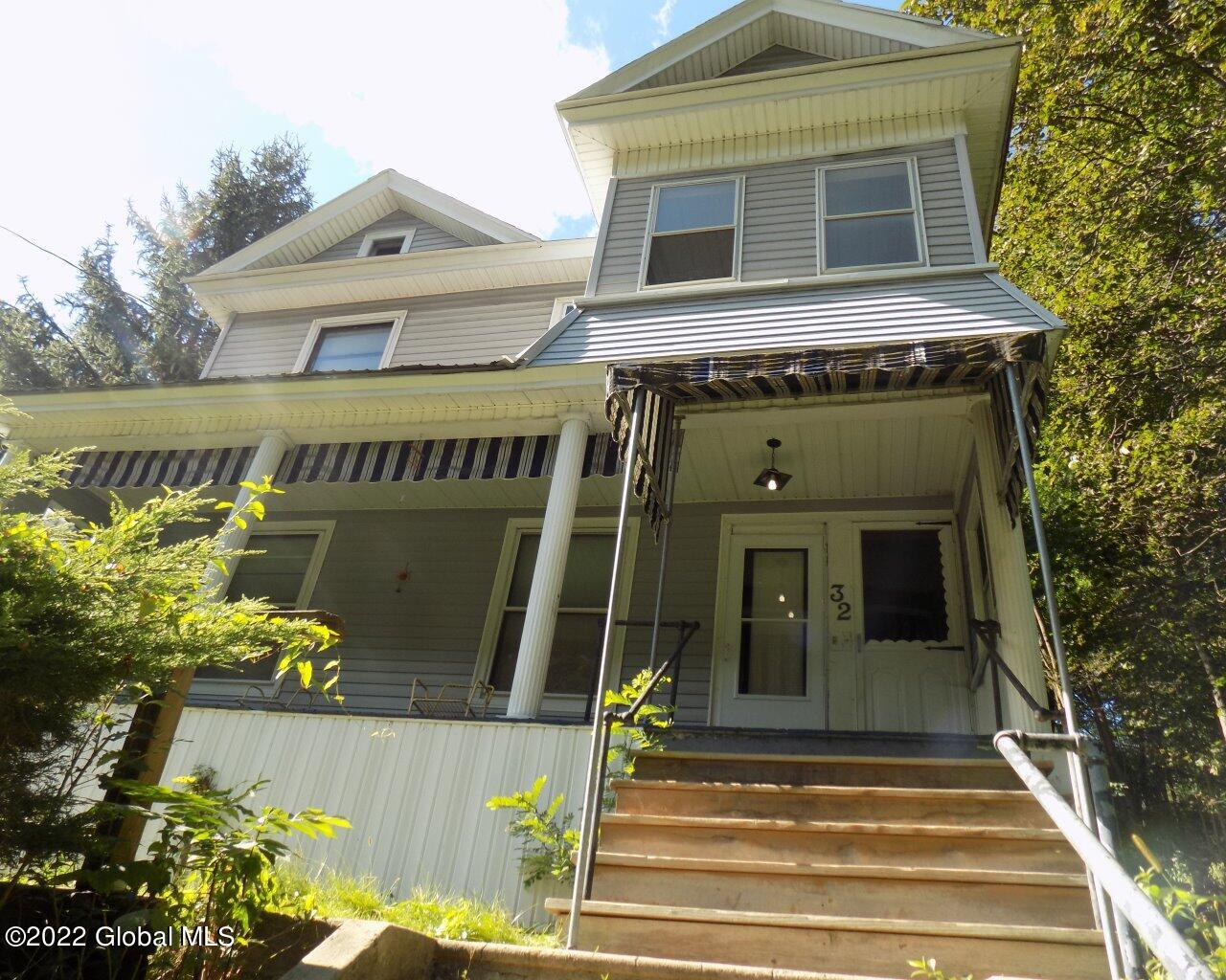 32 Northampton Road Amsterdam, NY 12010 - Photo 2 of 98 Front