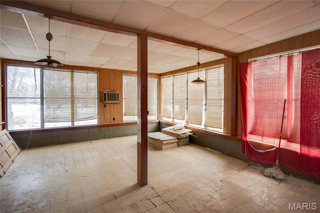 601 Biddle Street Gillespie, IL 62033 - Photo 17 of 30