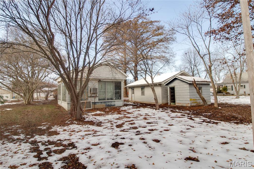 601 Biddle Street Gillespie, IL 62033 - Photo 27 of 30