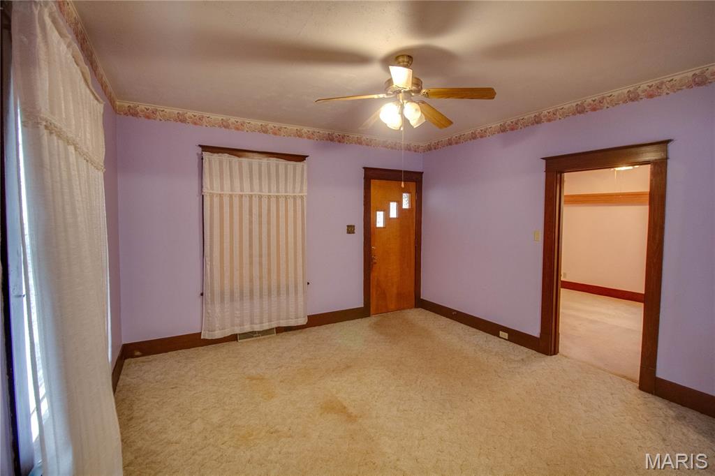 601 Biddle Street Gillespie, IL 62033 - Photo 6 of 30