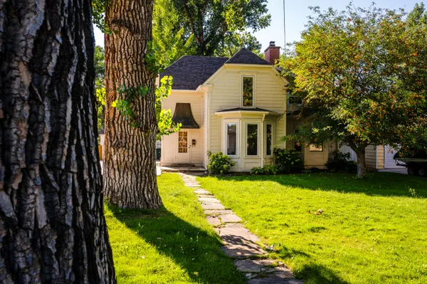$699,000 | 240 Sherman Avenue, Sheridan, WY 82801