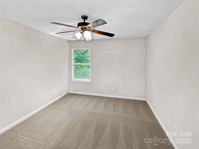 $400,000 | 305 Augustus Lane, Mount Holly, NC 28120