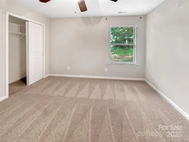 $400,000 | 305 Augustus Lane, Mount Holly, NC 28120