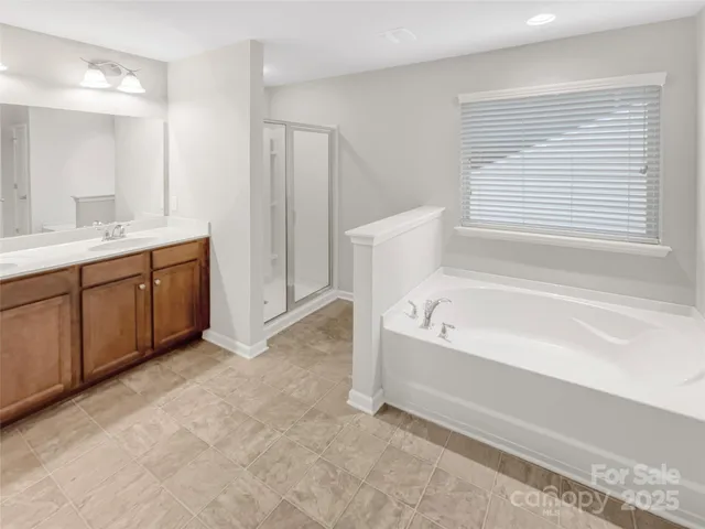 $400,000 | 305 Augustus Lane, Mount Holly, NC 28120