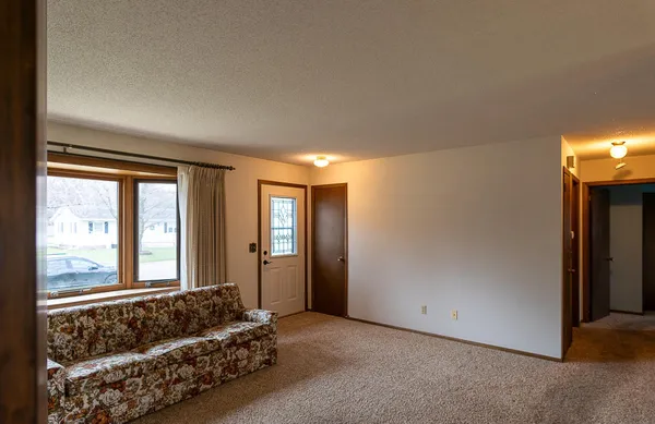 $239,900 | 1052 Pine Grove Lane, Lake City, MN 55041