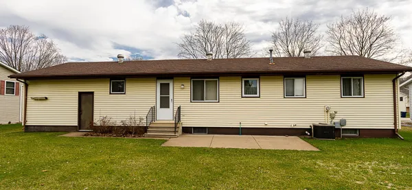 $239,900 | 1052 Pine Grove Lane, Lake City, MN 55041