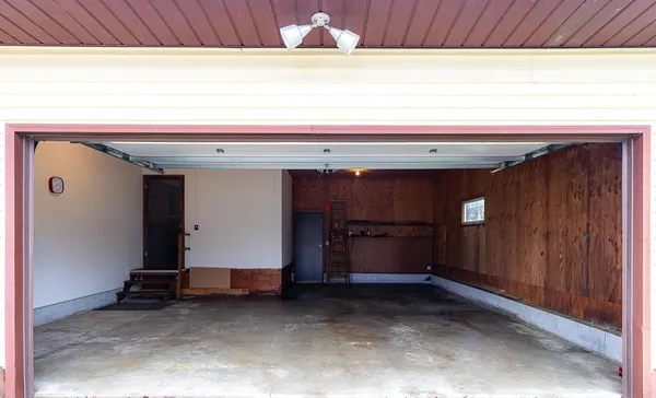 $239,900 | 1052 Pine Grove Lane, Lake City, MN 55041