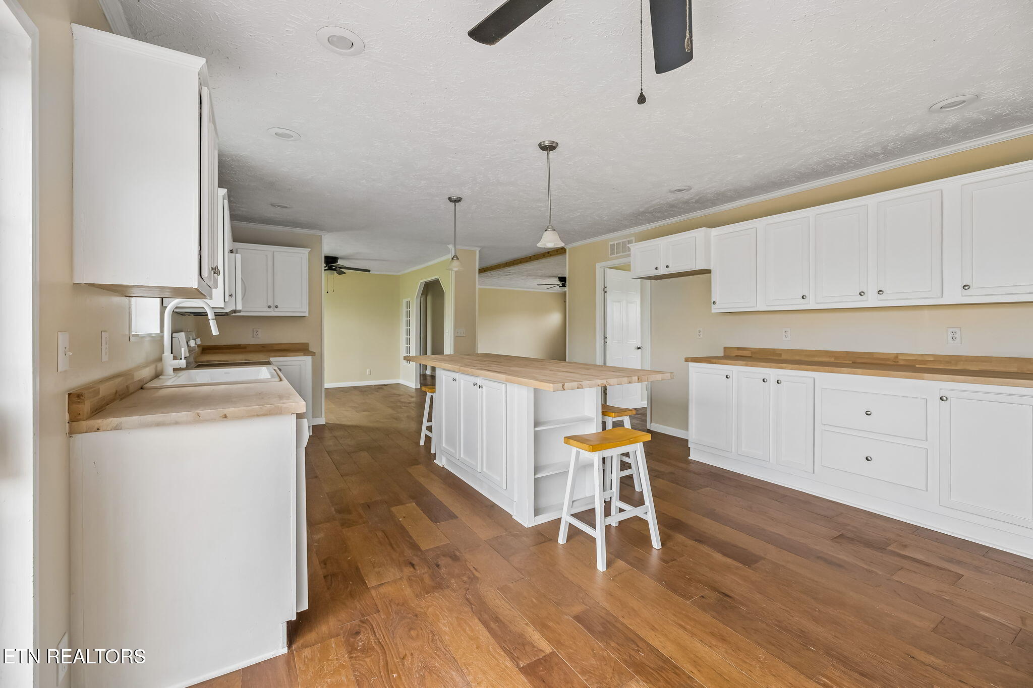 550 Head Of Creek Road Sweetwater, TN 37874 - Photo 14 of 37 Kitchen