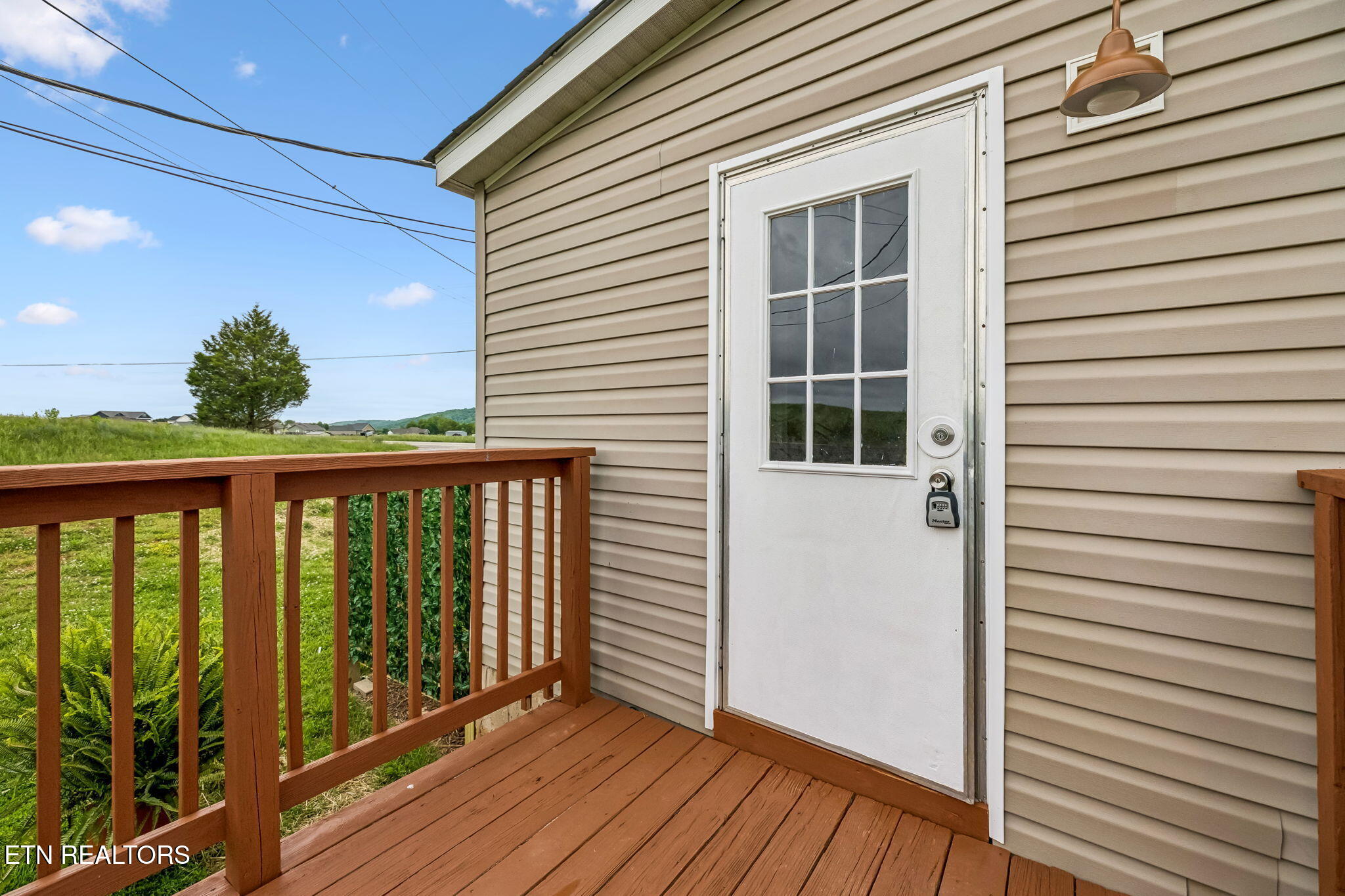 550 Head Of Creek Road Sweetwater, TN 37874 - Photo 7 of 37 Side Entry