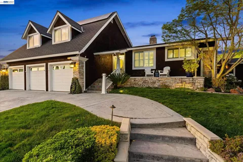 $2,288,000 | 976 Richard Lane, Danville, CA 94526