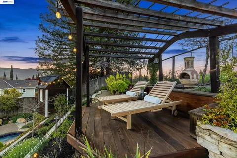 $2,288,000 | 976 Richard Lane, Danville, CA 94526