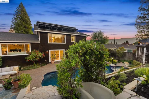 $2,288,000 | 976 Richard Lane, Danville, CA 94526