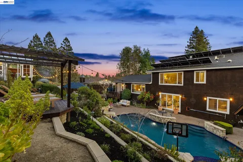 $2,288,000 | 976 Richard Lane, Danville, CA 94526