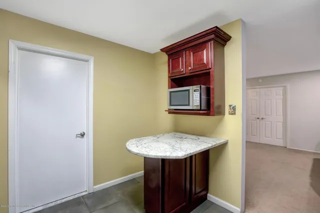 $2,700 | 393 Yorkshire Place, Morganville, NJ 07751