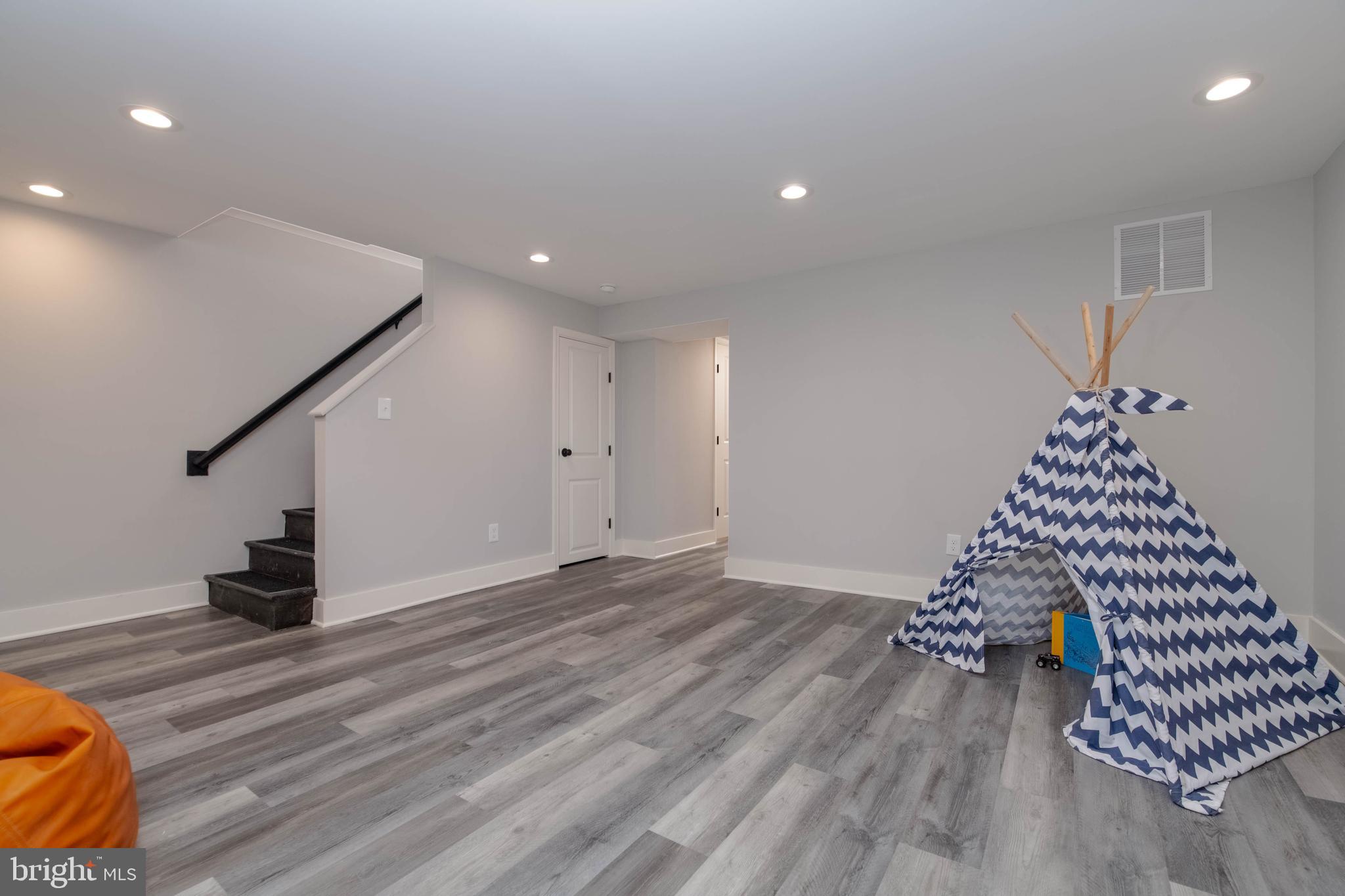 136 Dumbarton Road Baltimore, MD 21212 - Photo 23 of 42