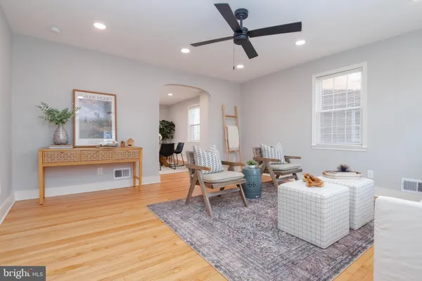 $489,000 | 136 Dumbarton Road, Baltimore, MD 21212