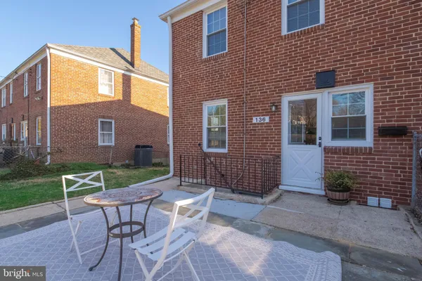 $479,000 | 136 Dumbarton Road, Baltimore, MD 21212