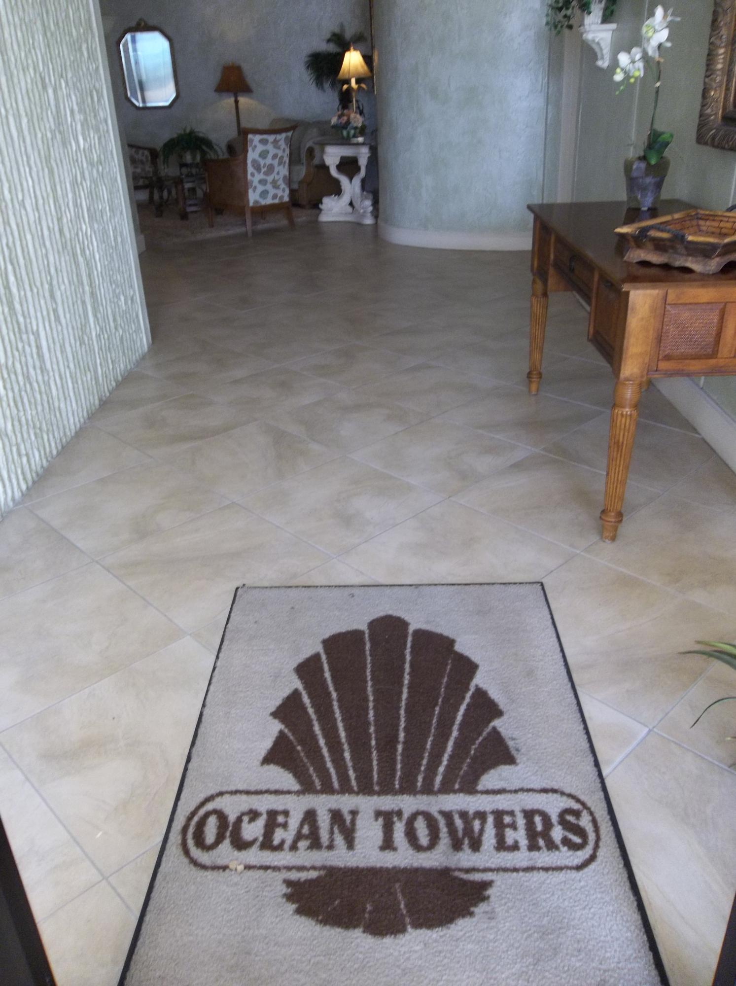 200 South Beach Road, Unit 102 Tequesta, FL 33469 - Photo 8 of 33 100_0737