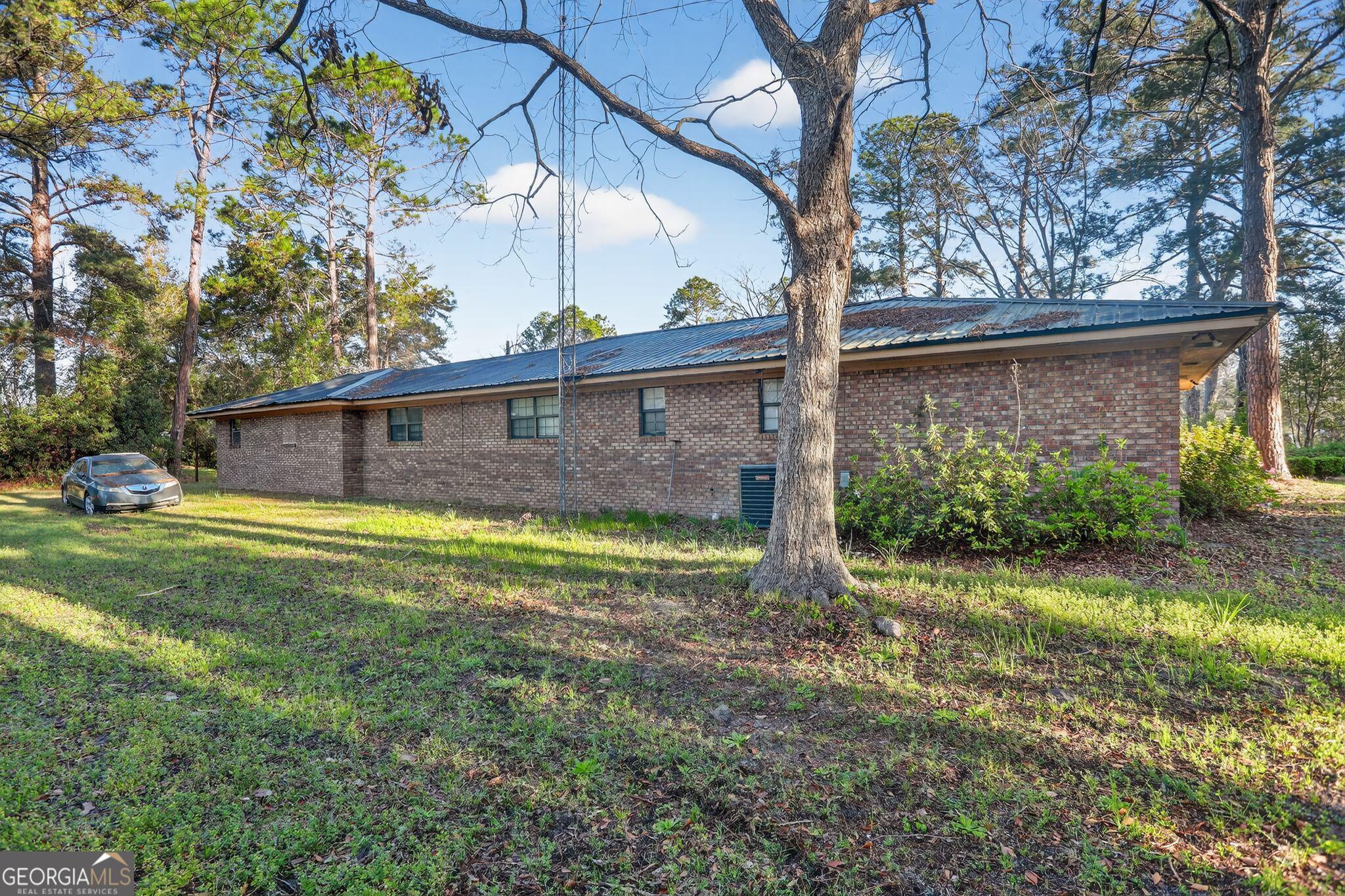 3285 Tyre Bridge Road Patterson, GA 31557 - Photo 17 of 29