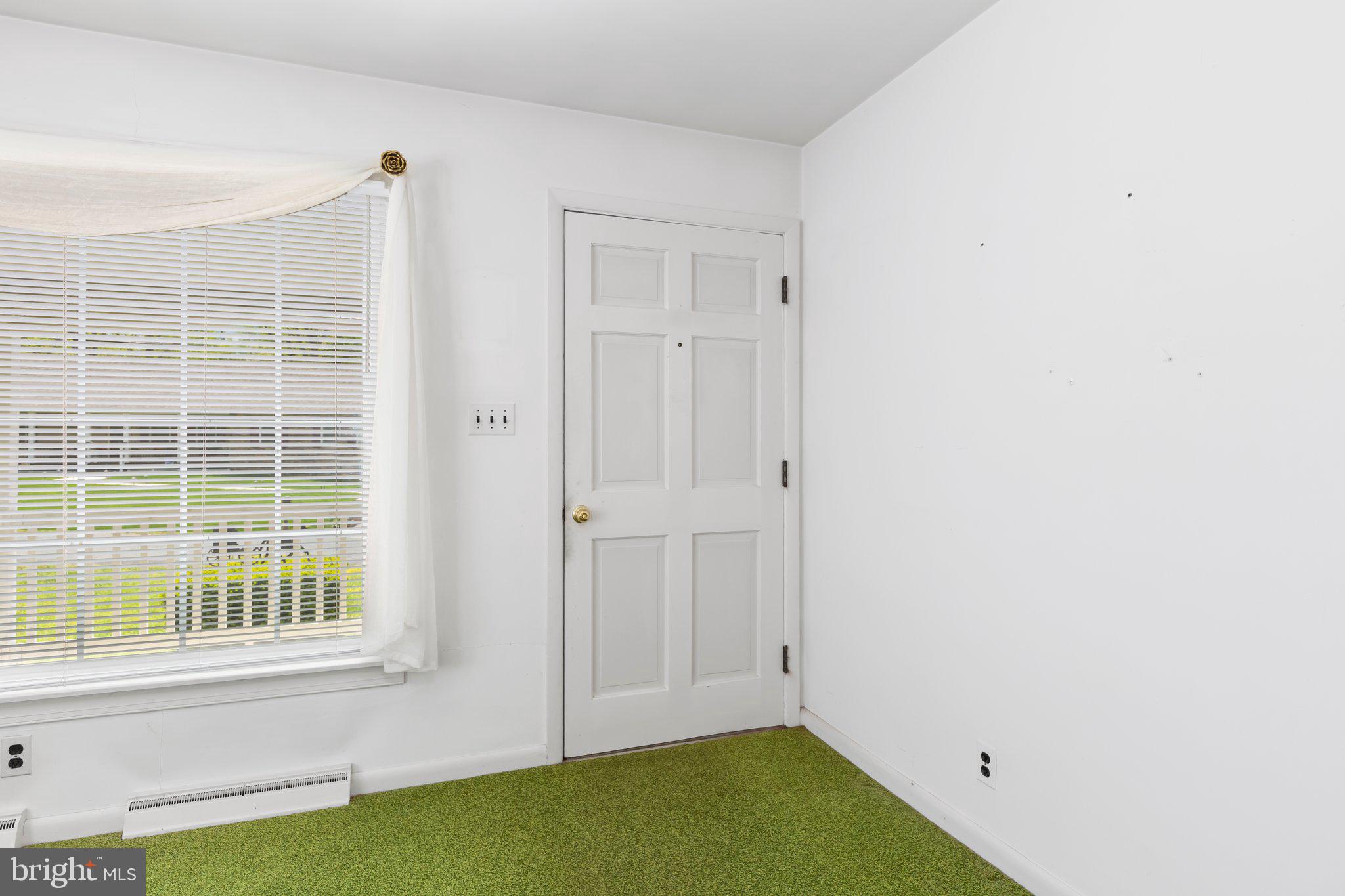 32 Pendleton Road Fredericksburg, VA 22405 - Photo 3 of 58 Entry