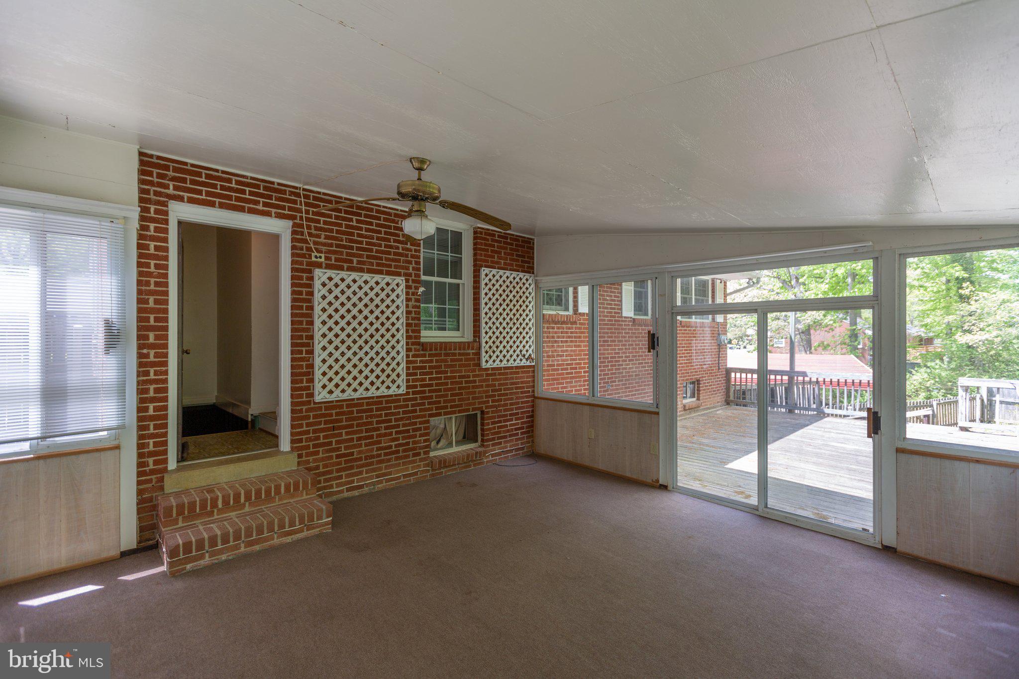 32 Pendleton Road Fredericksburg, VA 22405 - Photo 31 of 58 Covered porch