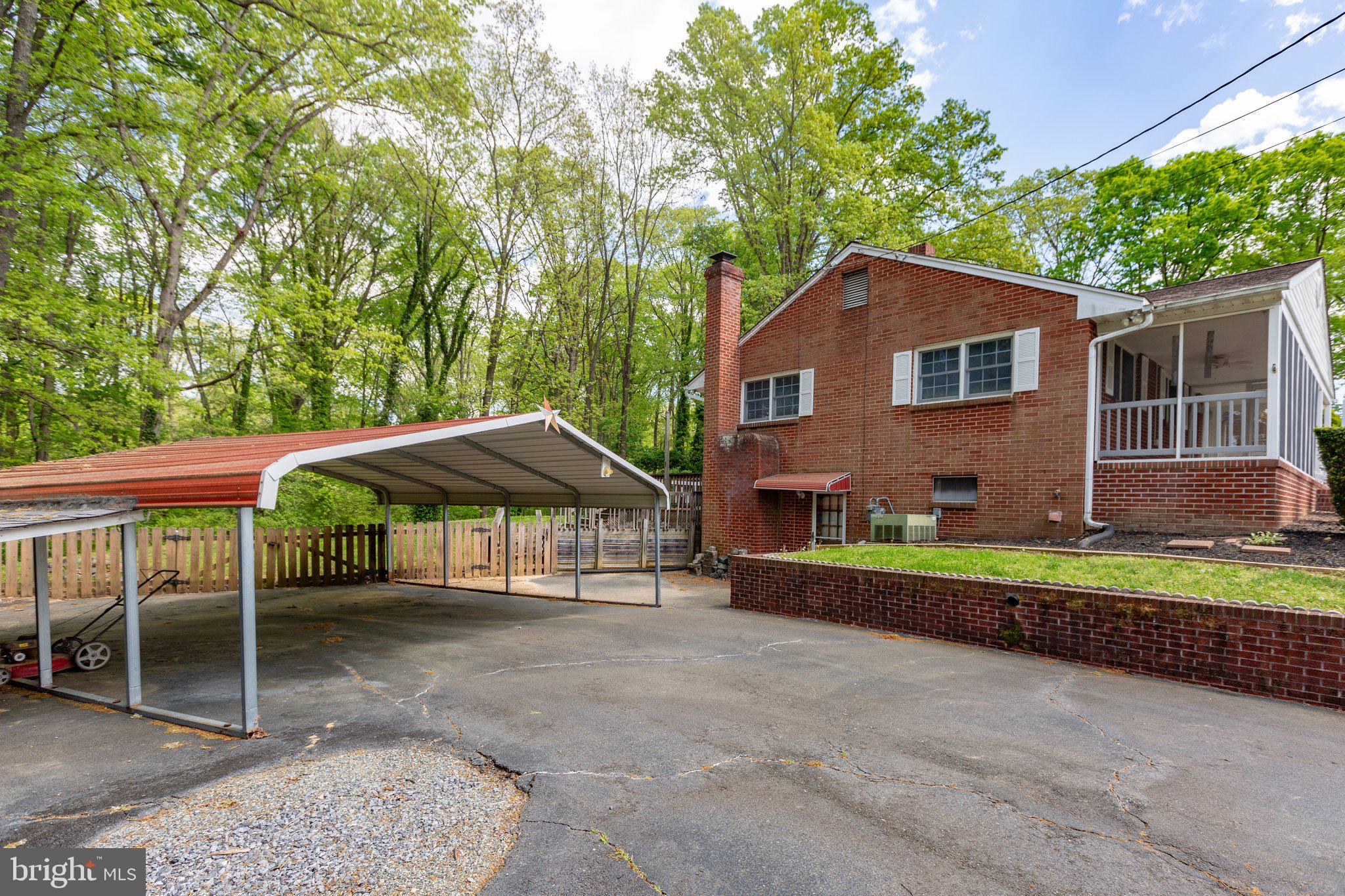 32 Pendleton Road Fredericksburg, VA 22405 - Photo 58 of 58 Carport