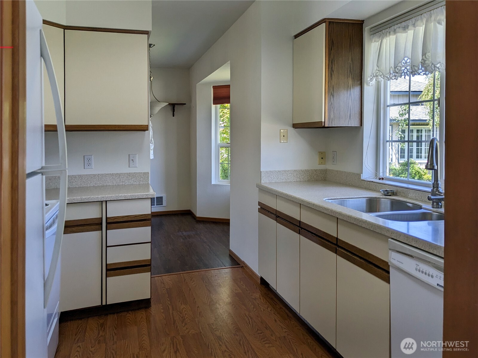573 West Minstrel Road Sequim, WA 98382 - Photo 8 of 29 Gallery Image 8