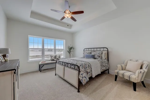 $549,900 | 847 Stirling Drive, Unit BLDG 23 45, Oconomowoc, WI 53066