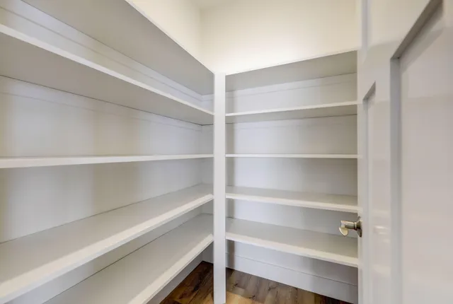 $549,900 | 847 Stirling Drive, Unit BLDG 23 45, Oconomowoc, WI 53066