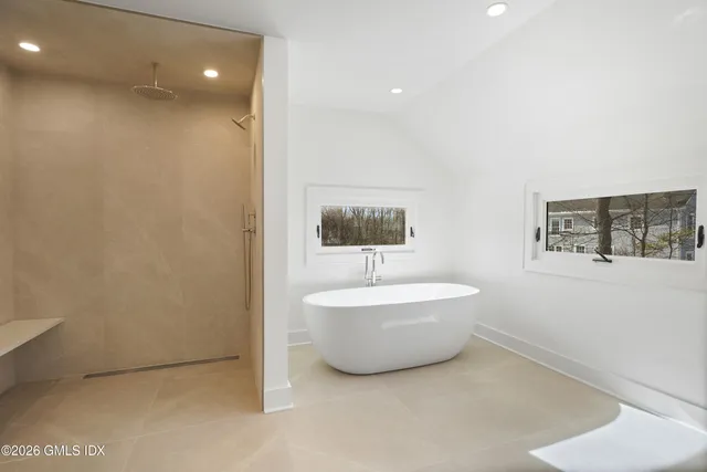 $3,195,000 | 403 Stanwich Road, Greenwich, CT 06830