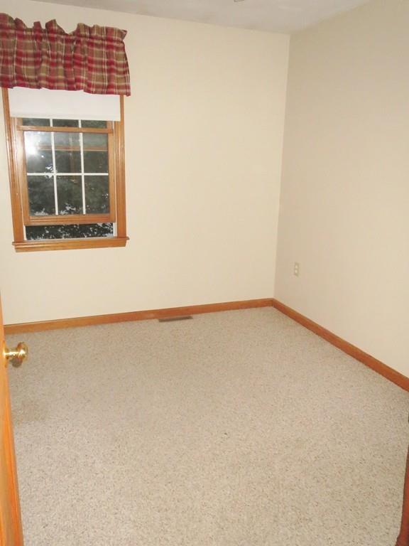 17 Wadsworth Farm Road Franklin, MA 02038 - Photo 15 of 22 Gallery Image 15