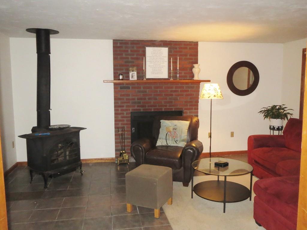 17 Wadsworth Farm Road Franklin, MA 02038 - Photo 10 of 22 Gallery Image 10
