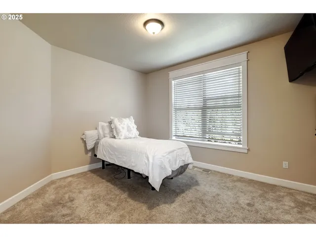 $958,900 | 9361 Northwest Murlea Lane, Portland, OR 97229