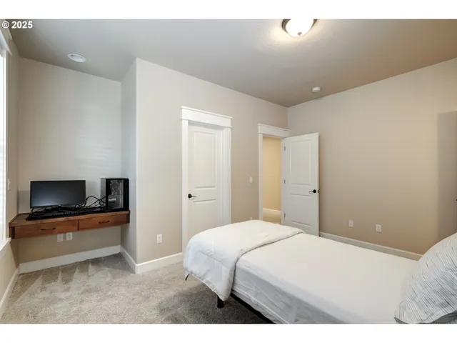 $958,900 | 9361 Northwest Murlea Lane, Portland, OR 97229