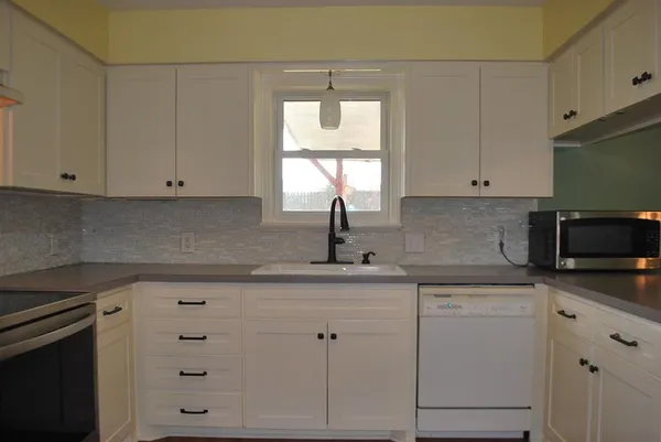 $189,900 | 2604 West Johnson Street, Denison, TX 75020