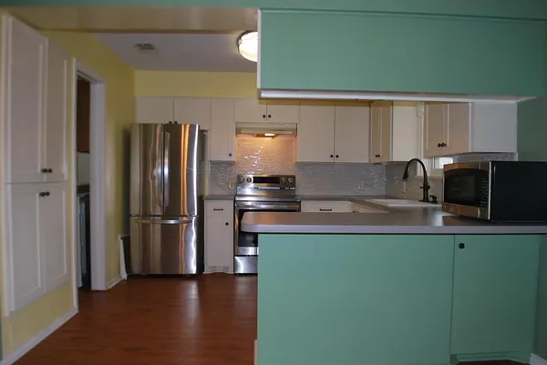 $189,900 | 2604 West Johnson Street, Denison, TX 75020