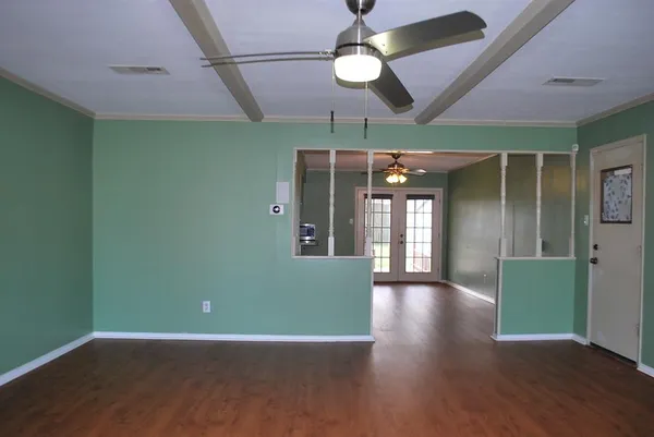 $189,900 | 2604 West Johnson Street, Denison, TX 75020