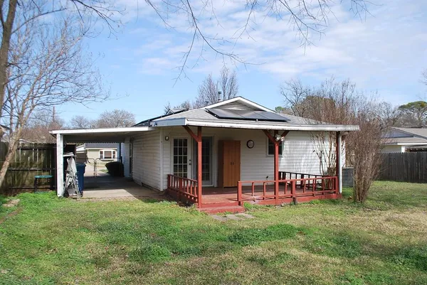 $189,900 | 2604 West Johnson Street, Denison, TX 75020