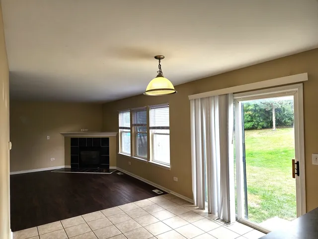 $335,000 | 570 Collier Drive, Antioch, IL 60002
