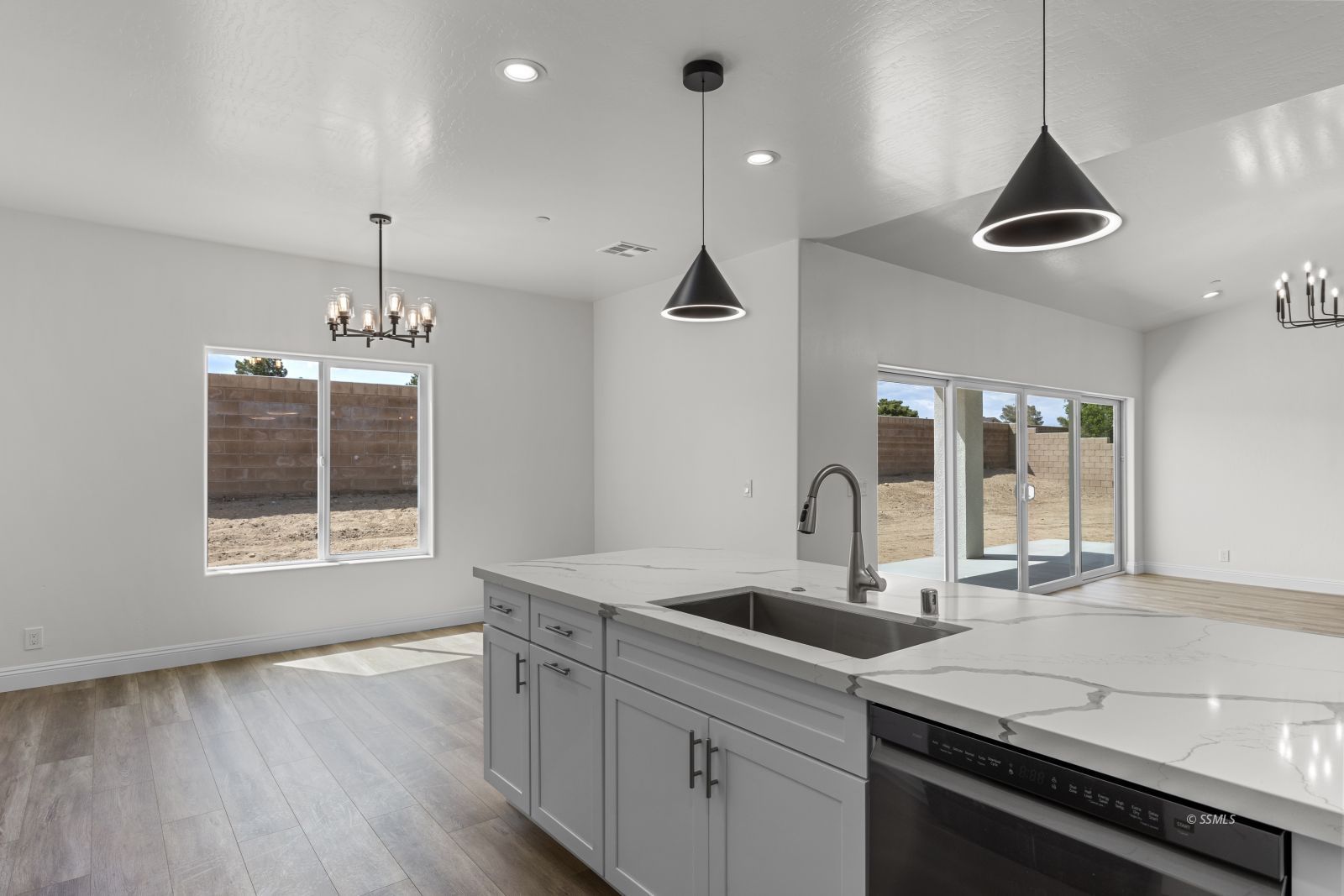 1241 Andrea Court Ridgecrest, CA 93555 - Photo 17 of 42
