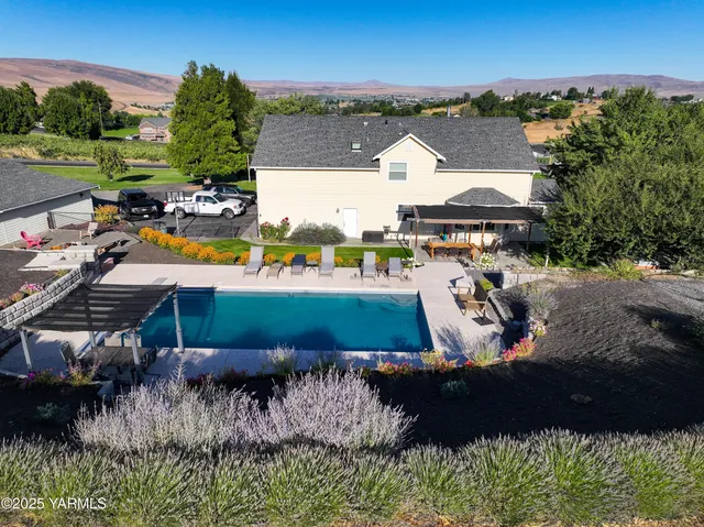 $800,000 | 620 Tibbling Road, Selah, WA 98942