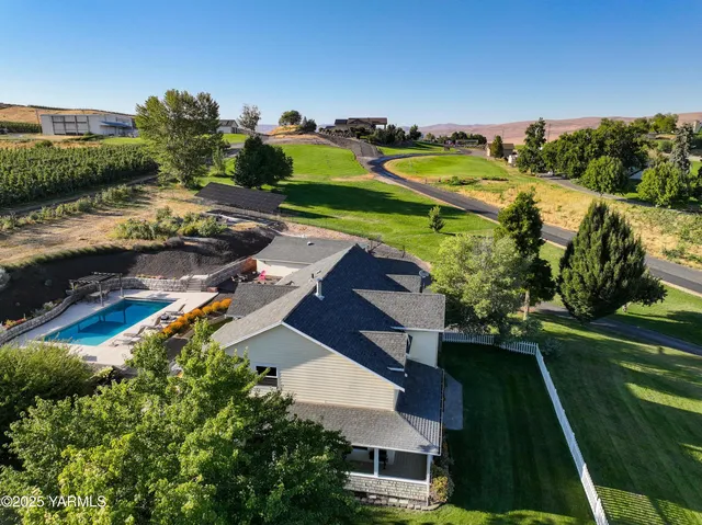 $800,000 | 620 Tibbling Road, Selah, WA 98942