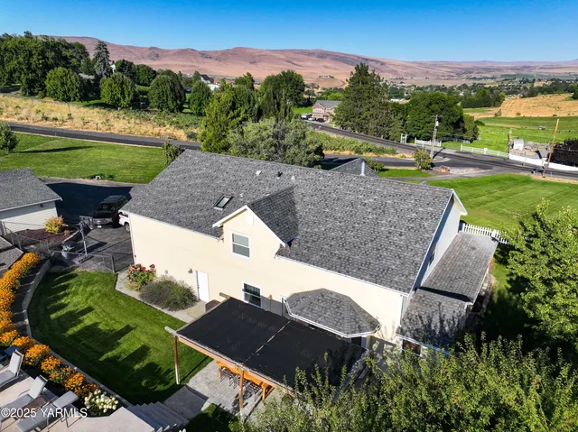 $800,000 | 620 Tibbling Road, Selah, WA 98942