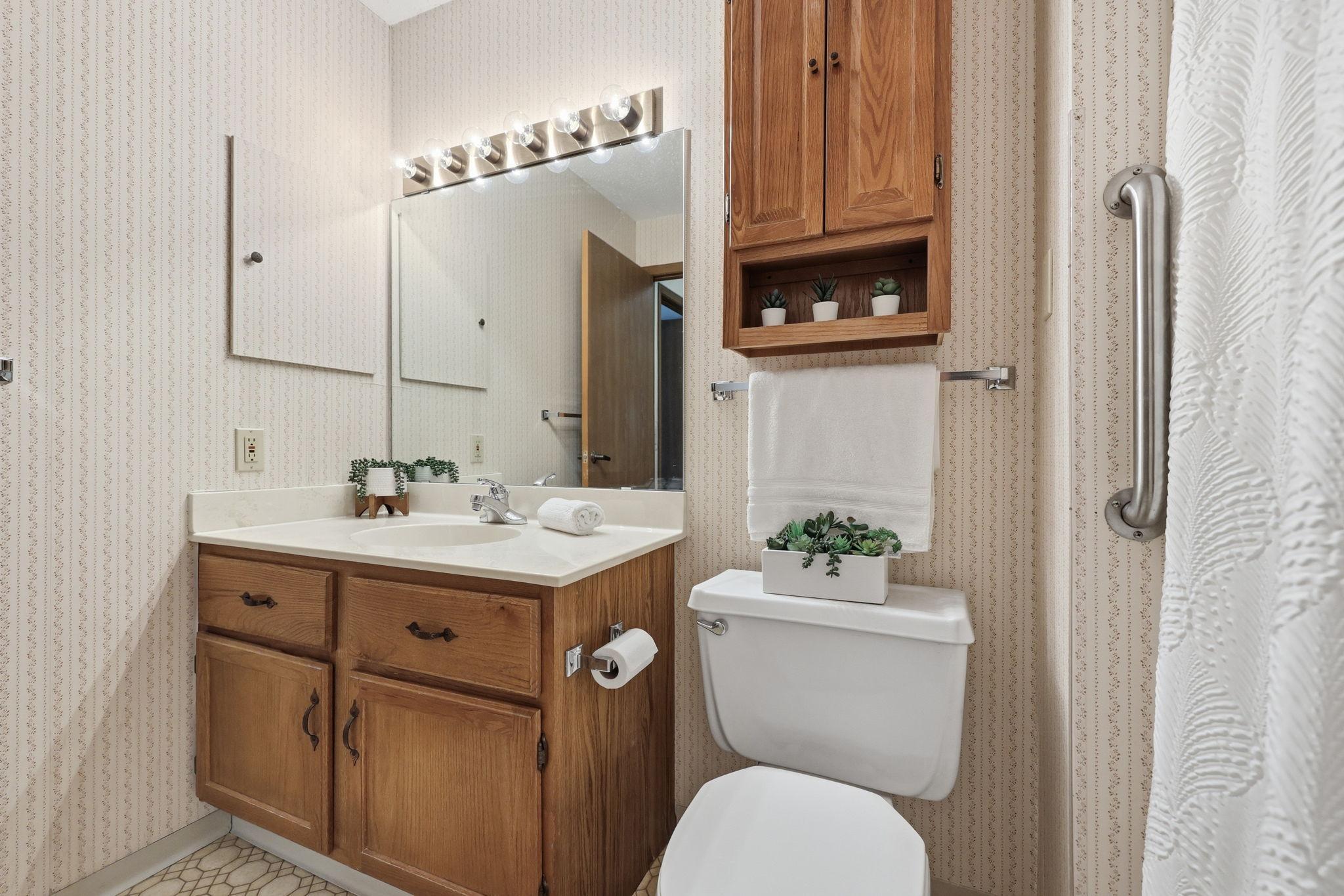 500 County B Road West, Unit 103 St. Paul, MN 55113 - Photo 13 of 41