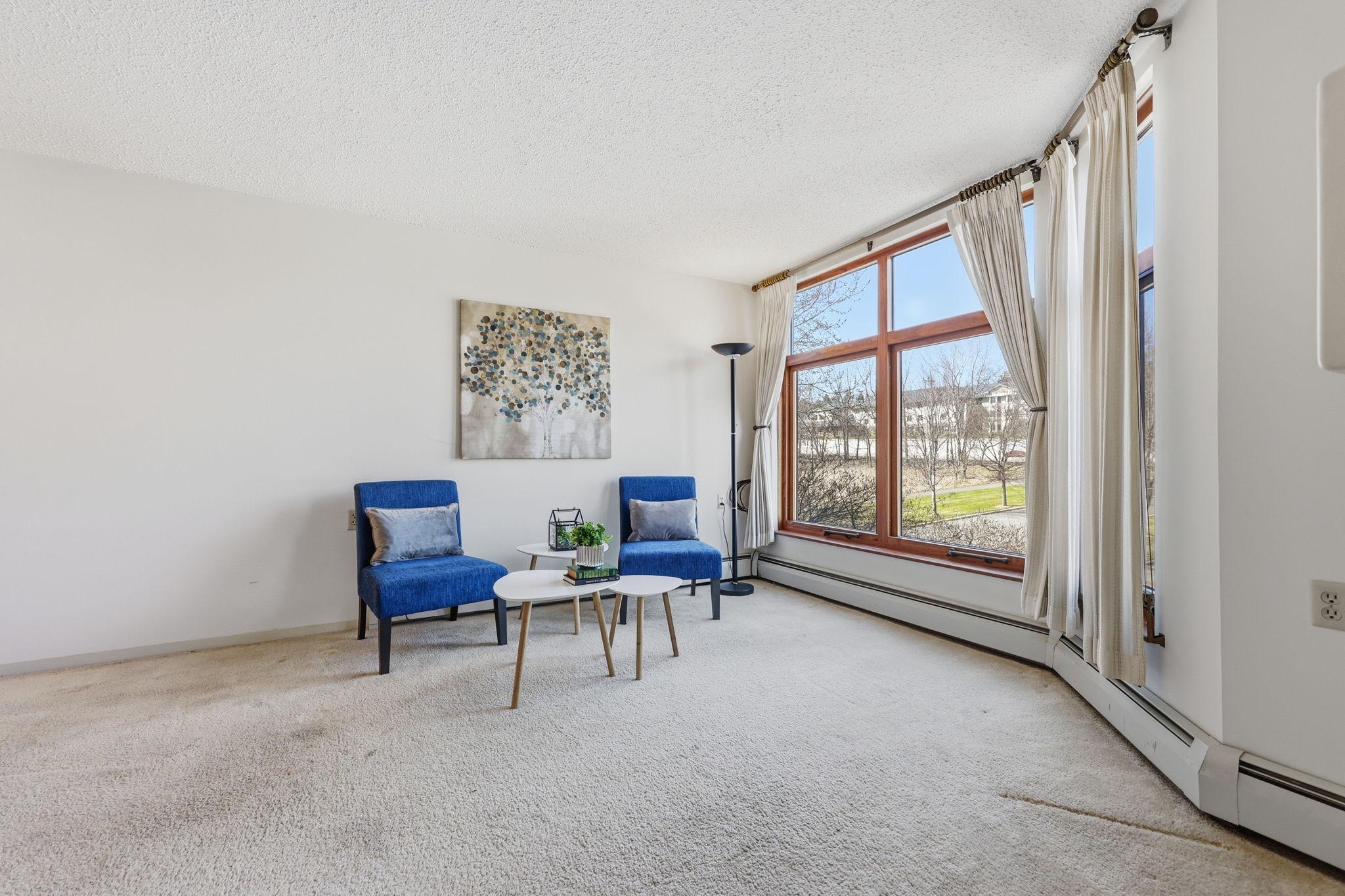 500 County B Road West, Unit 103 St. Paul, MN 55113 - Photo 8 of 41