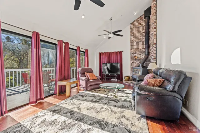 $749,000 | 6620 Robinson Creek Road, Ukiah, CA 95482