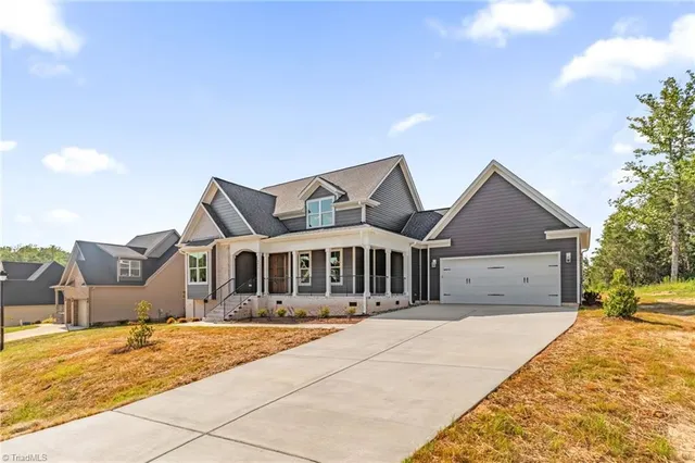 $639,900 | 8810 Rudy Drive, Kernersville, NC 27284