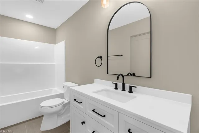 $639,900 | 8810 Rudy Drive, Kernersville, NC 27284